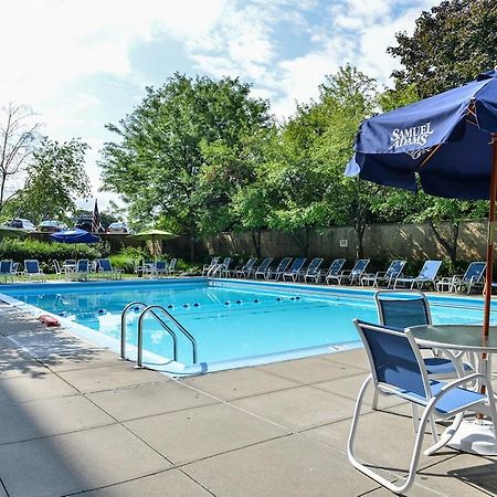 Courtyard By Marriott New York Laguardia Airport 호텔 외부 사진