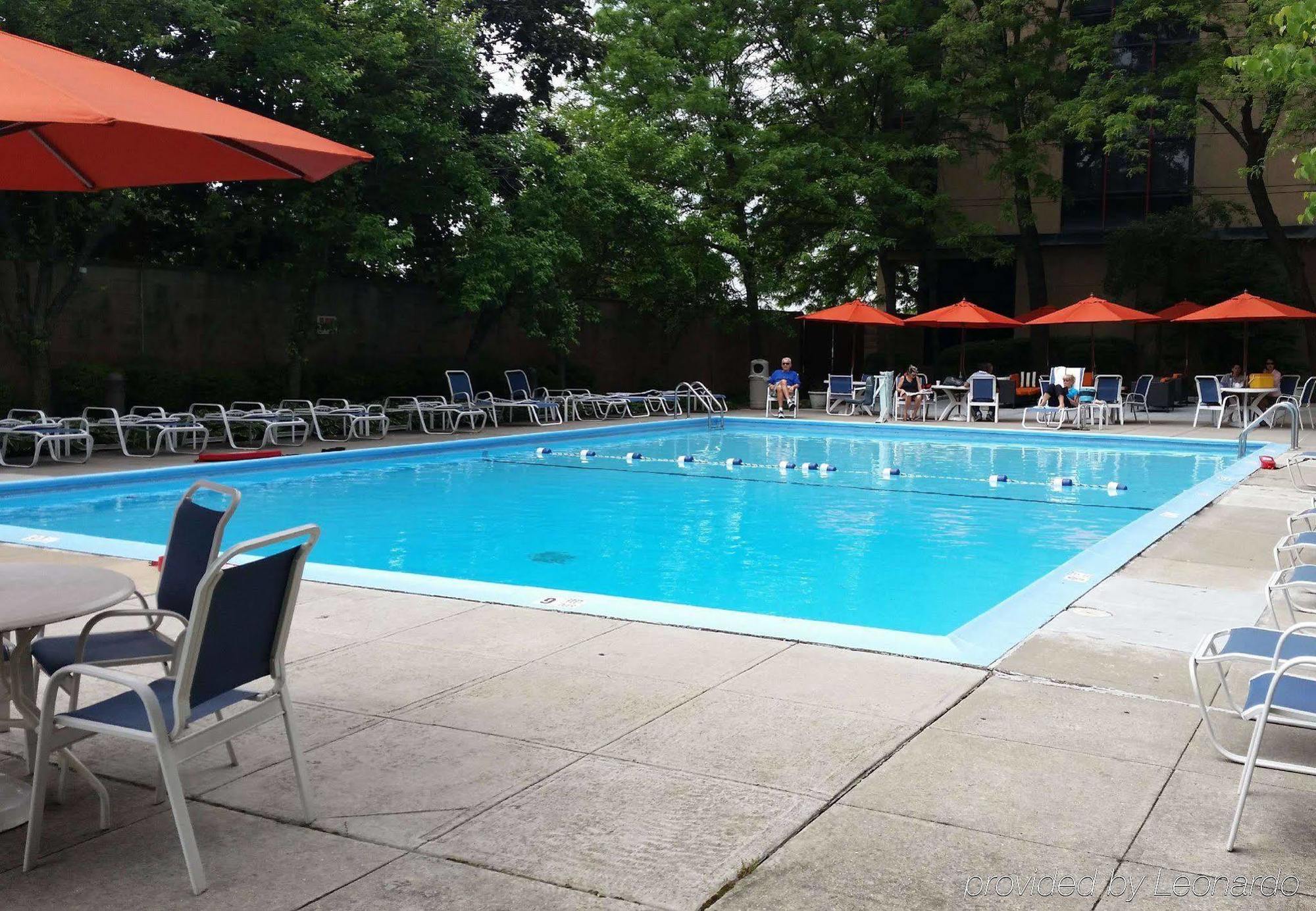 Courtyard By Marriott New York Laguardia Airport 호텔 외부 사진